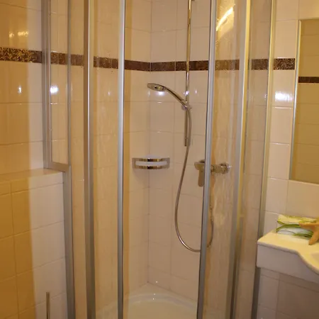 ベッド・アンド・ブレックファスト Zimmervermietung Babsy