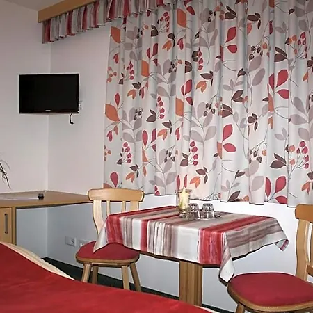 Bed and Breakfast Zimmervermietung Babsy 4*