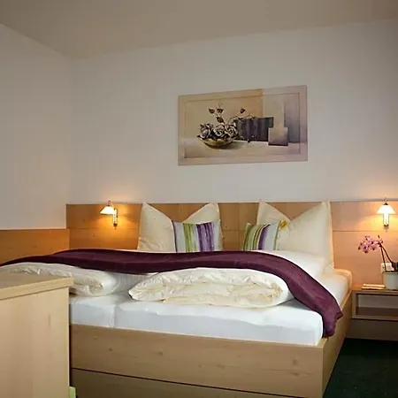 Zimmervermietung Babsy Bed and Breakfast Τσελ αμ Ζέε