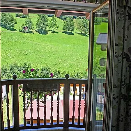Zimmervermietung Babsy Bed and Breakfast Τσελ αμ Ζέε