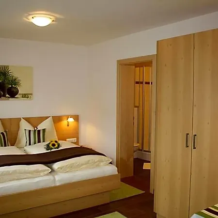 Bed and Breakfast Zimmervermietung Babsy Τσελ αμ Ζέε