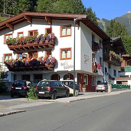 Zimmervermietung Babsy Panzió Zell am See