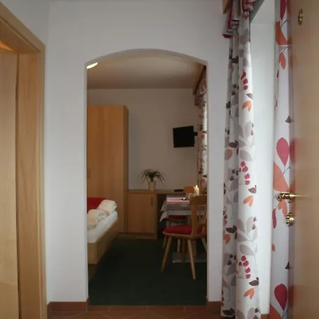 Zimmervermietung Babsy Panzió 4*