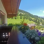 Zimmervermietung Babsy B&B 젤암제