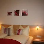 Zimmervermietung Babsy 4* 젤암제
